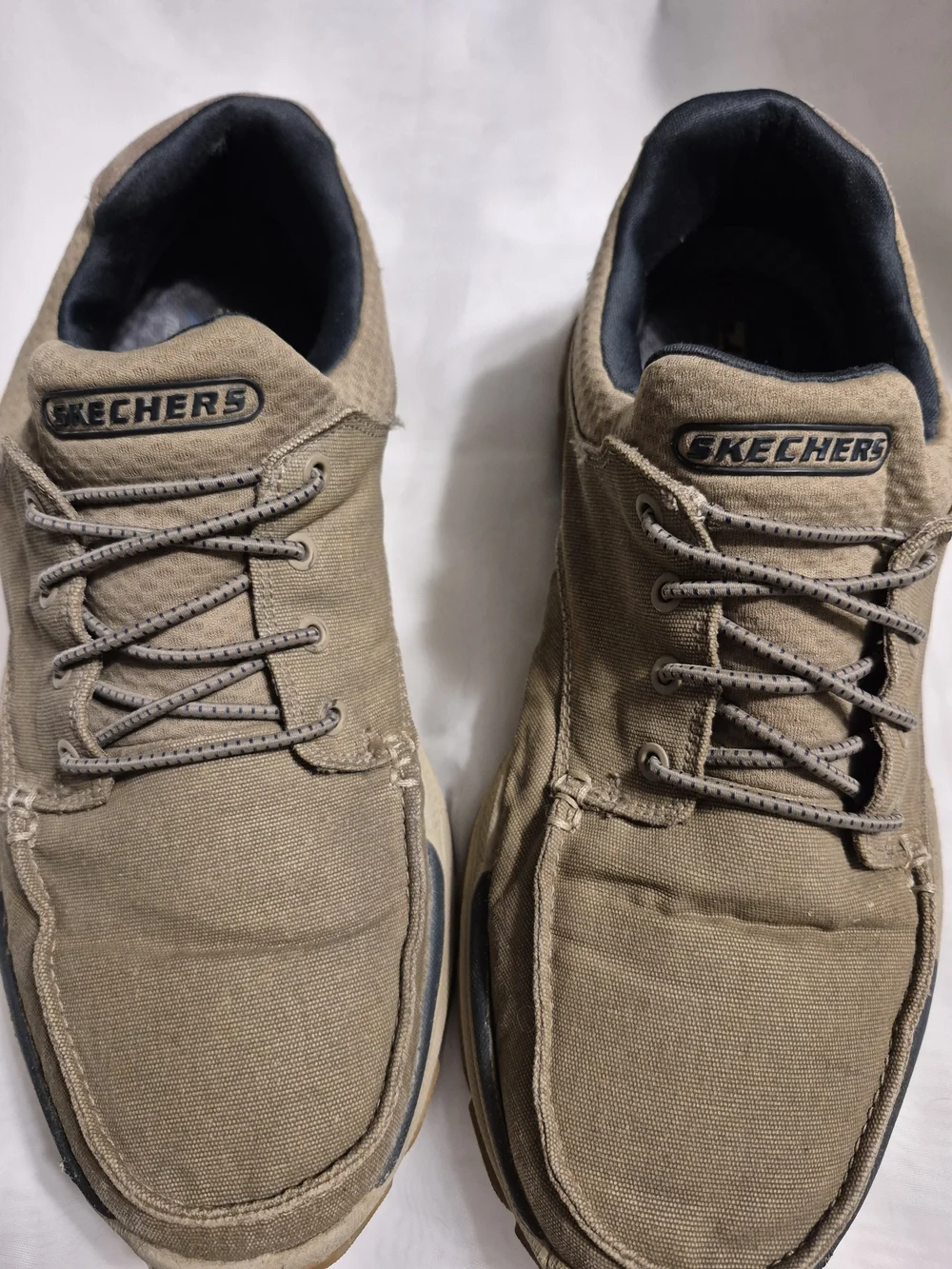 Skechers Men's Size 11.5 Khaki Canvas Slip-On Style Lace-Up Loafers